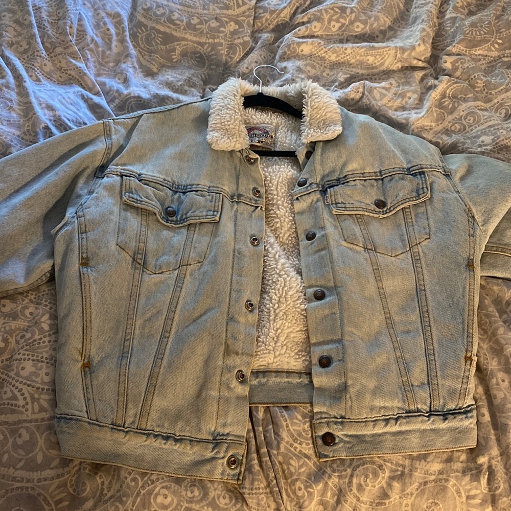 Levi’s authentic Jean jacket; sooo cute